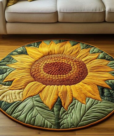 Sunlit Embrace Quilted Round Mat