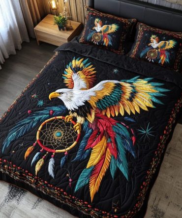 Thunderbird Grace 3-Piece Quilted Bedding Set