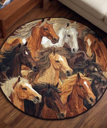 Trail Horse Quilted Round Mat