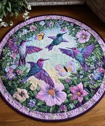Twilight Hummer Quilted Round Mat
