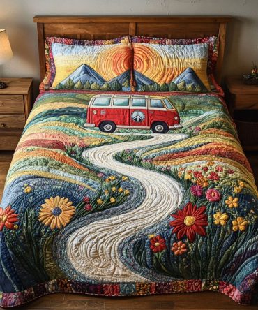 Vintage Wanderlust 3-Piece Quilted Bedding Set