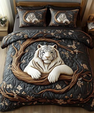 White Tiger Shadows 3-Piece Quilted Bedding Set