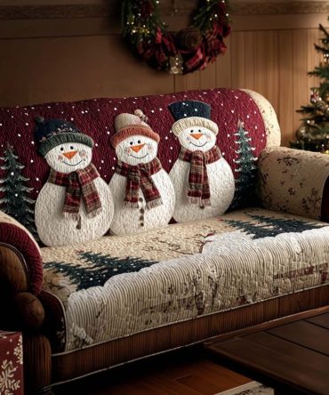 White Welcome Quilted Sofa Cover