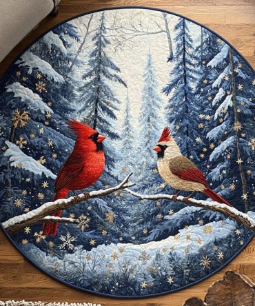 Winter Cardinal Quilted Round Mat