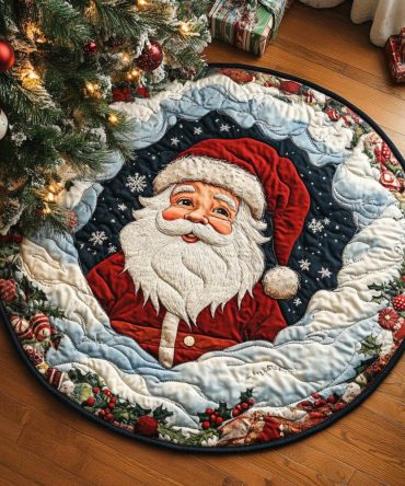 Winter Festivity Santa Quilted Round Mat