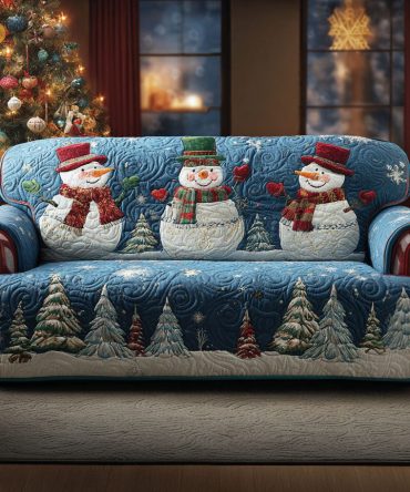 Winter Smiles Quilted Sofa Cover