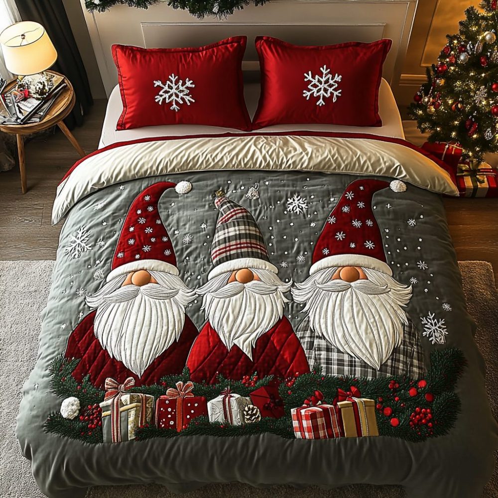 Yuletide Gnomes 3-Piece Quilted Bedding Set