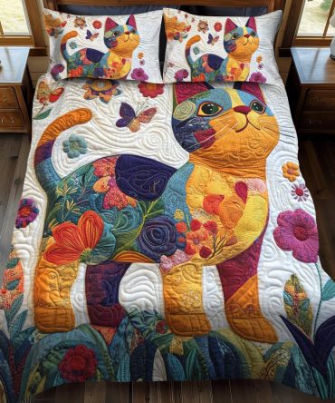 Playful Floral Cats 3-Piece Quilted Bedding Set