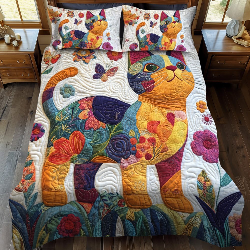 Playful Floral Cats 3-Piece Quilted Bedding Set