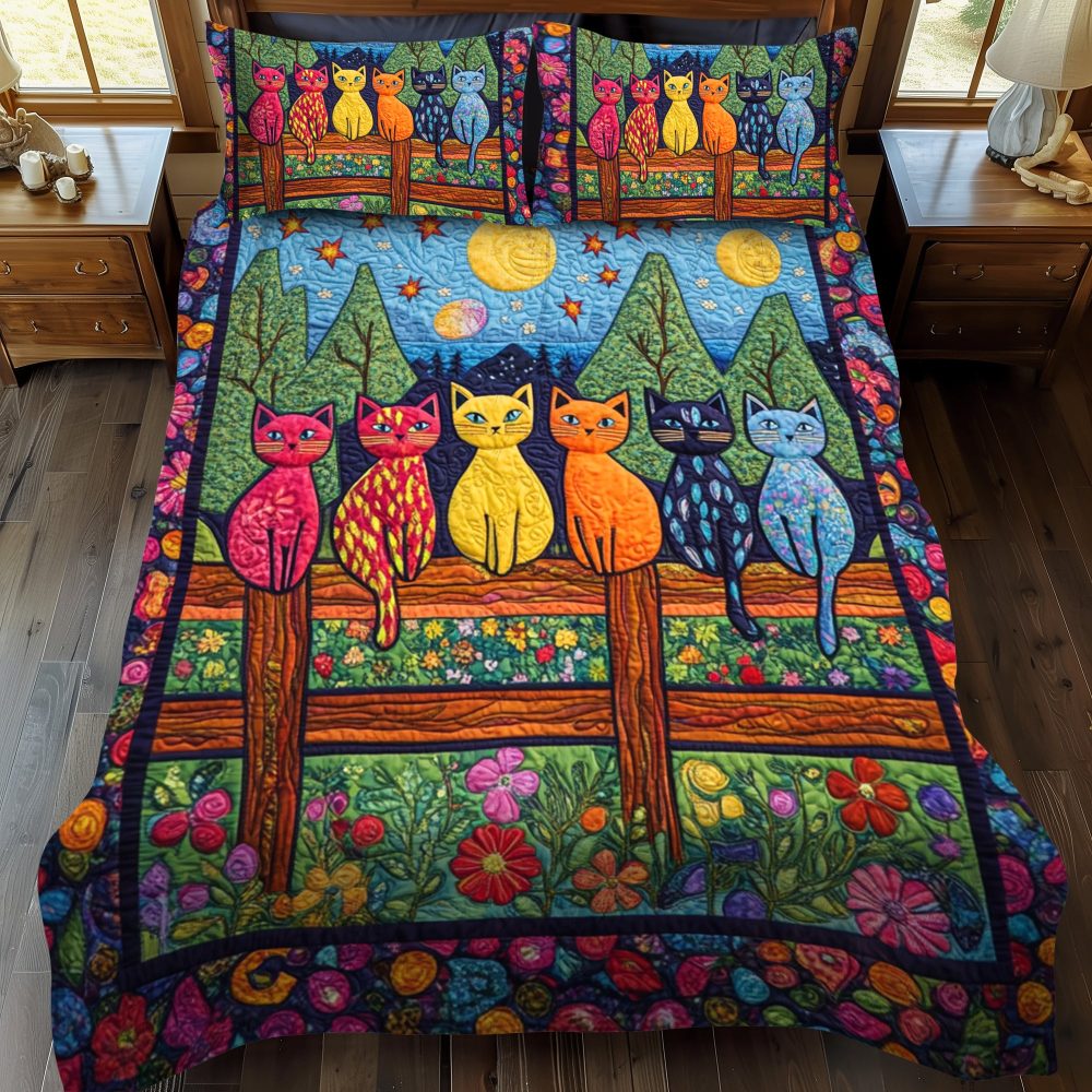 Artistic Night Cat-Themed 3-Piece Quilted Bedding Set