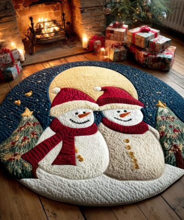 Cozy Snow Friend Quilted Round Mat