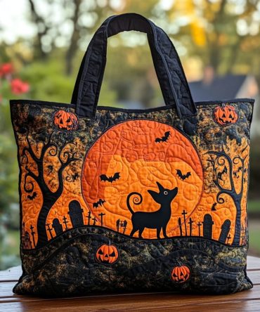 Chihuahua Nightfall Quilted Tote Bag