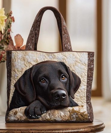 Snowy Eyes Quilted Tote Bag